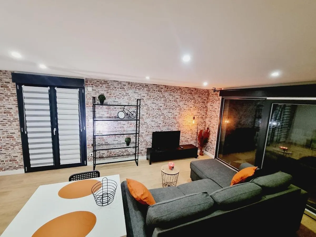 Dependance Cosy En Duplex Avec Terrasse & Jardin Apartment Valleiry