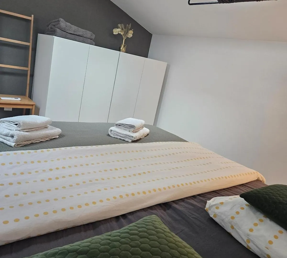 Dependance Cosy En Duplex Avec Terrasse & Jardin Apartment Valleiry